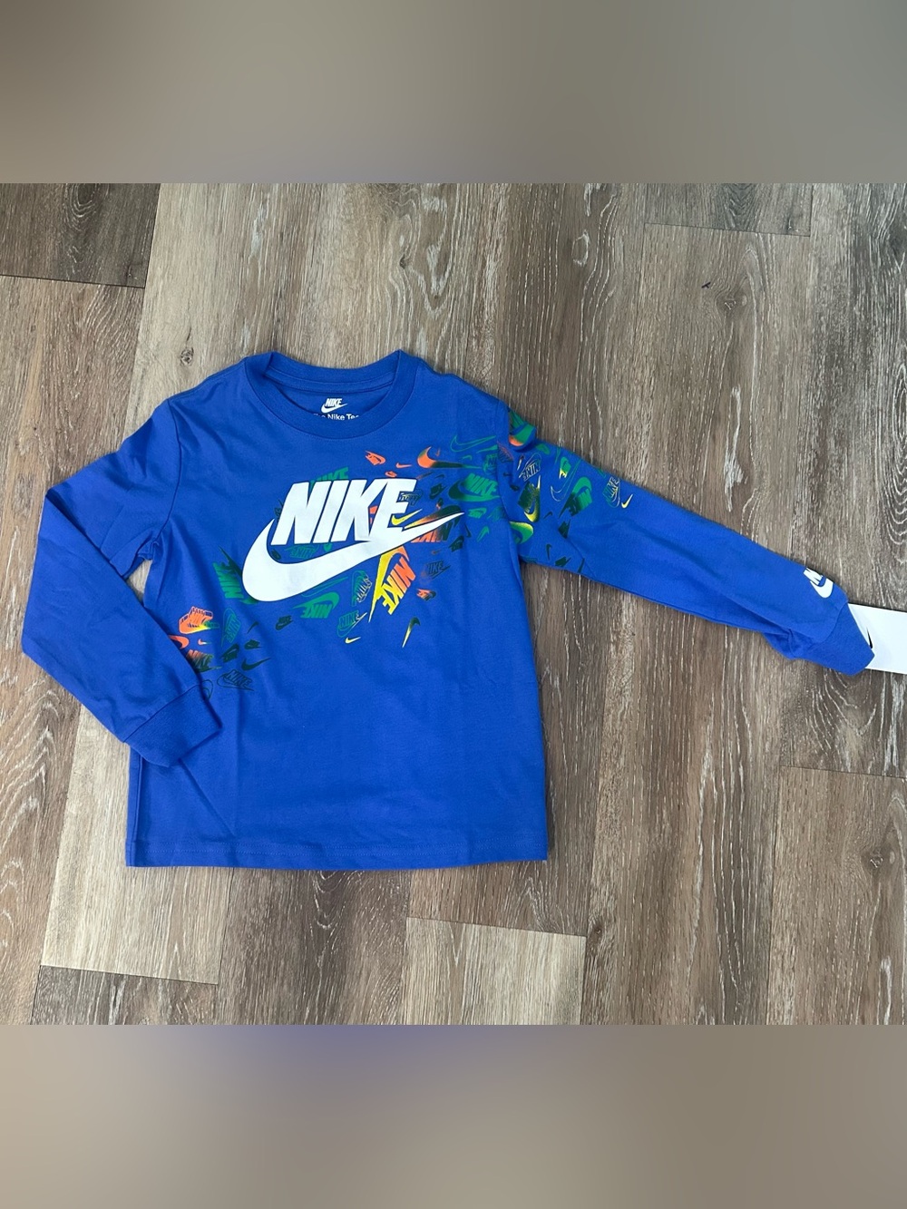 NEW Nike Bright Blue Long-Sleeve Graphic Logo Tee